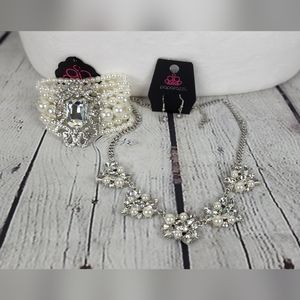 Paparazzi Pearl and Stone Necklace earring bracelet 3 piece set